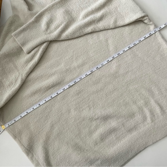 Aritzia Wilfred Free Stargazer Hh Knit Turtleneck Sweater Cream NWT - Picture 10 of 12